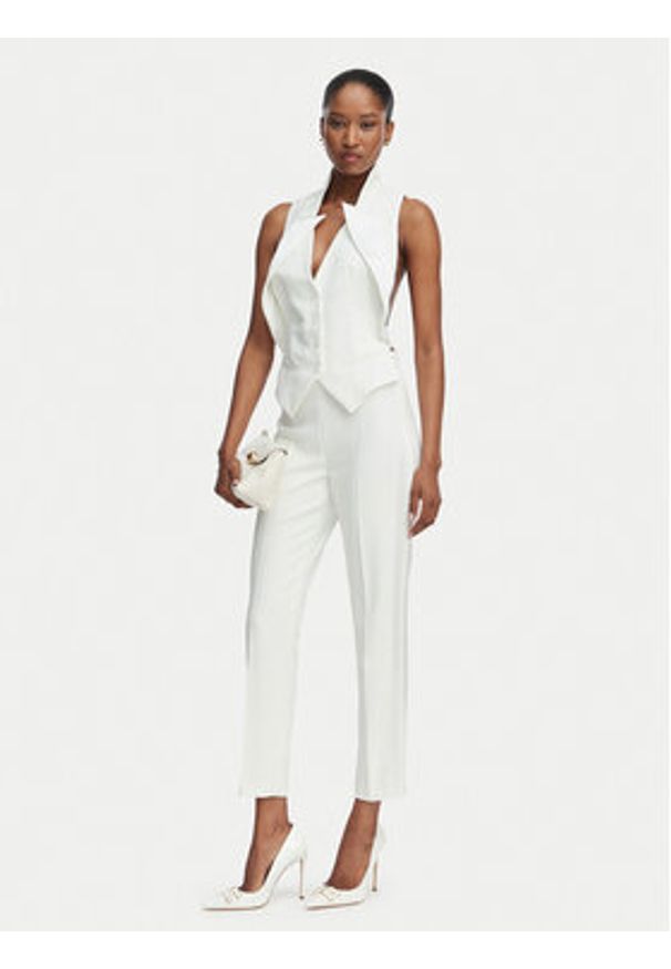 Elisabetta Franchi Spodnie materiałowe PA-185-62E2-V270 Kremowy Slim Fit. Kolor: kremowy. Materiał: syntetyk
