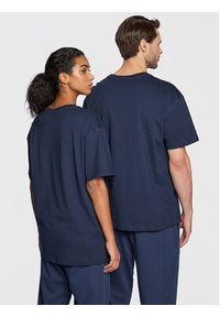 New Balance T-Shirt Unisex UT21503 Granatowy Relaxed Fit. Kolor: niebieski. Materiał: bawełna