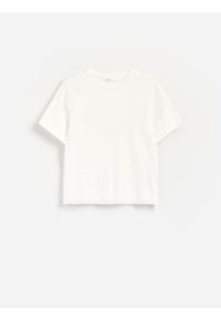 Reserved - T-shirt z ozdobnym wykończeniem - biały. Kolor: biały. Materiał: bawełna