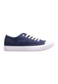 Buty Lee Cooper W LCW-23-44-1645L niebieskie. Kolor: niebieski. Materiał: materiał, tkanina. Szerokość cholewki: normalna. Sezon: wiosna, lato