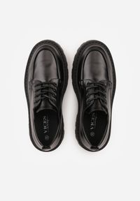 Born2be - Czarne Półbuty VICES w Stylu Grunge Ravilara. Okazja: na co dzień, do pracy. Kolor: czarny. Materiał: skóra, materiał, jeans. Styl: casual, elegancki, klasyczny #3