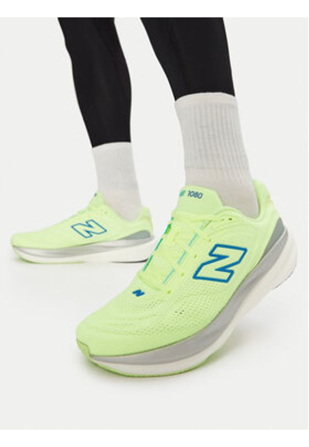 New Balance Buty do biegania Infinion 1080 v15 M10802HR Zielony. Kolor: zielony. Materiał: materiał