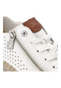 Półbuty damskie Rieker, cholewka ze skóry ekologicznej perforowana powierzchnia wiązany fason z bocznym zamkiem, białe, N2405-80. Zapięcie: zamek. Kolor: biały. Materiał: skóra ekologiczna. Szerokość cholewki: normalna #3