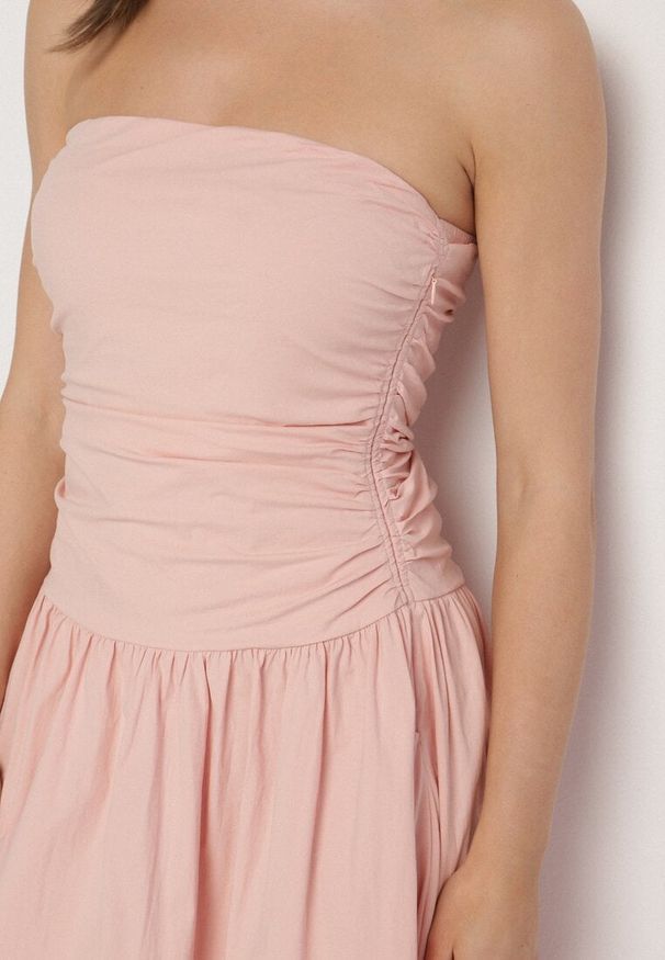 Born2be - Różowa Sukienka z Bawełny Typu Bodycon Filarose. Okazja: na randkę, na co dzień, na imprezę. Kolor: różowy. Materiał: bawełna. Typ sukienki: bodycon. Styl: elegancki, klasyczny, casual