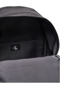 Calvin Klein Plecak Bold Round Backpack LV04D3114G Czarny. Kolor: czarny. Materiał: materiał #2