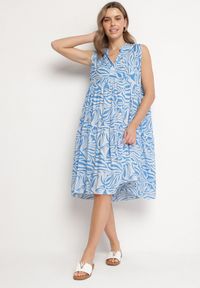 Born2be - Niebieska Bawełniana Rozkloszowana Sukienka z Geometrycznym Wzorem Annivaria. Okazja: na co dzień. Typ kołnierza: dekolt w kształcie V. Kolor: niebieski. Materiał: bawełna. Wzór: geometria. Typ sukienki: rozkloszowane. Styl: klasyczny, elegancki, casual #4