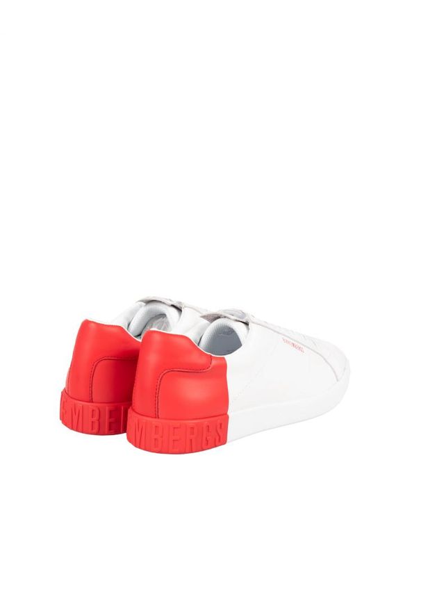 Bikkembergs Sneakersy "Saul" | B4BKM0169 | Saul | Mężczyzna | Biały, Czerwony. Kolor: biały, czerwony, wielokolorowy. Materiał: skóra ekologiczna. Wzór: aplikacja, nadruk