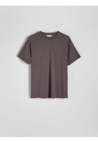 Reserved - T-shirt regular z wiskozą - ciemnoszary. Kolor: szary. Materiał: wiskoza
