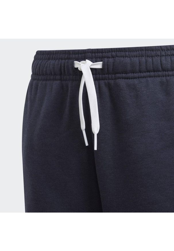 Adidas - Spodnie dla dzieci adidas Essentials 3 Stripes Pant granatowe GQ8898. Kolor: czarny, biały, wielokolorowy. Materiał: dresówka. Sport: joga i pilates
