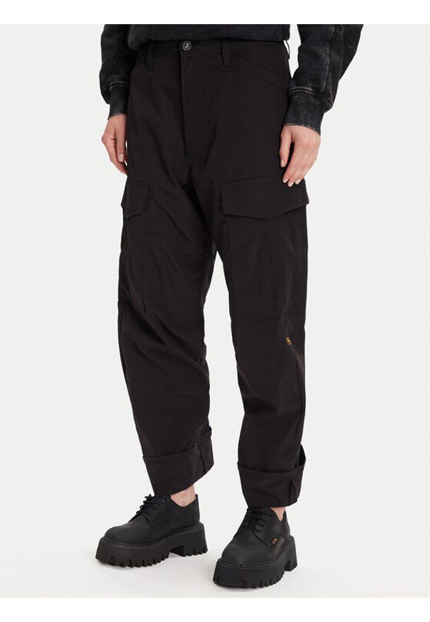 G-Star RAW - G-Star Raw Spodnie materiałowe Cargo 3D D27022-D909 Czarny Boyfriend Fit. Kolor: czarny. Materiał: syntetyk