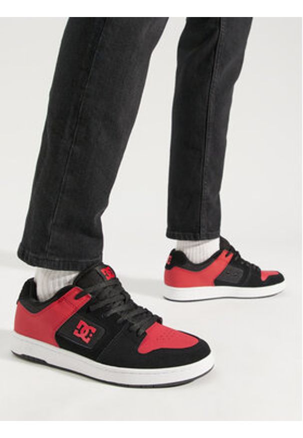 DC Shoes Sneakersy Manteca 4 ADYS100765 Czarny. Kolor: czarny. Materiał: skóra