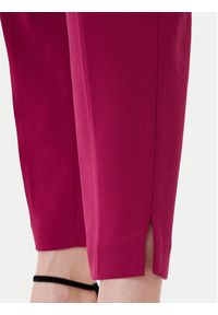 DKNY Chinosy P9RK6AWP Bordowy Slim Fit. Kolor: czerwony. Materiał: syntetyk #4