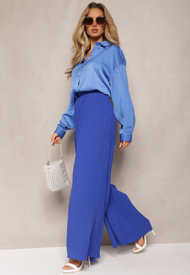 Renee - Granatowe Szerokie Spodnie z Plisami High Waist Mirealli. Stan: podwyższony. Kolor: niebieski