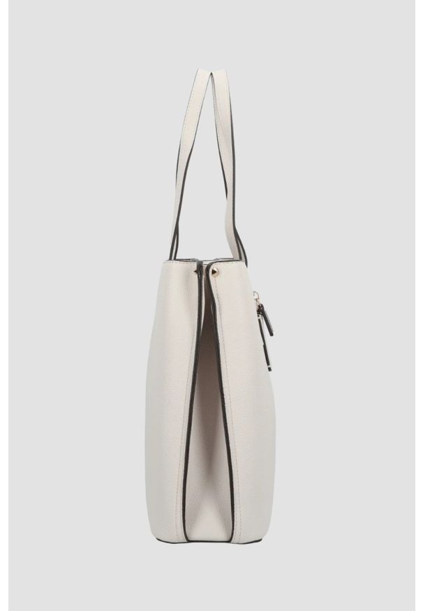 Guess - GUESS Biała damska torebka Girlfriend Tote. Kolor: biały. Styl: casual, elegancki