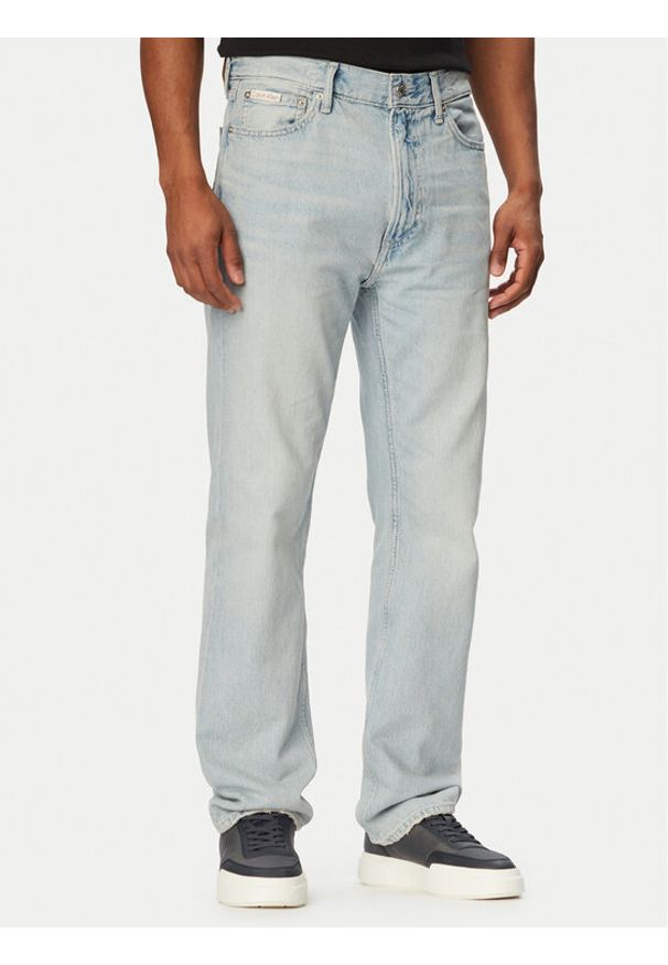 Calvin Klein Jeans Jeansy LV04RG789G Niebieski jasny Straight Fit. Kolor: niebieski