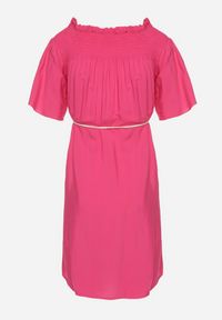 Born2be - Fuksjowa Sukienka z Wiskozą Bawełną Hiszpańskim Dekoltem i Sznurkiem Lilarenne. Okazja: na co dzień. Kolor: różowy. Materiał: wiskoza, bawełna. Sezon: lato. Styl: elegancki, casual #2