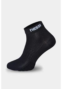 NESSI SPORTSWEAR - Bezszwowe skarpety oddychające Nessi Sportswear. Kolor: czarny. Sport: bieganie