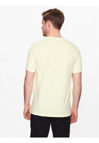 Karl Lagerfeld - KARL LAGERFELD T-Shirt 755890 532221 Żółty Regular Fit. Typ kołnierza: dekolt w karo. Kolor: żółty. Materiał: bawełna #3