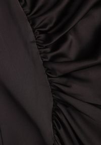 Born2be - Czarna Sukienka na Ramiączkach z Marszczeniem Rosalinve. Kolor: czarny. Materiał: materiał. Długość rękawa: na ramiączkach. Styl: elegancki #7