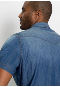 bonprix - Koszula dżinsowa z czystej bawełny organicznej, krótki rękaw, slim fit. Typ kołnierza: kołnierzyk klasyczny. Kolor: niebieski. Materiał: bawełna. Długość rękawa: krótki rękaw. Długość: krótkie #2