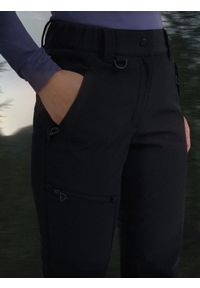 4f - 4F Spodnie trekkingowe damskie - czarne S. Kolor: czarny. Materiał: poliester. Technologia: Primaloft. Sport: wspinaczka, turystyka piesza #1