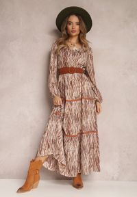 Renee - Brązowa Sukienka z Gumką w Pasie Nossi. Typ kołnierza: dekolt w kształcie V. Kolor: brązowy. Materiał: materiał, tkanina. Styl: boho. Długość: maxi #2