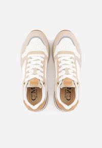 Born2be - Beżowe Klasyczne Buty Sportowe Sneakersy z Perforacją na Nosku Lasthora. Okazja: na co dzień, na spotkanie biznesowe, do pracy. Kolor: beżowy. Materiał: jeans. Szerokość cholewki: normalna. Wzór: kratka #5