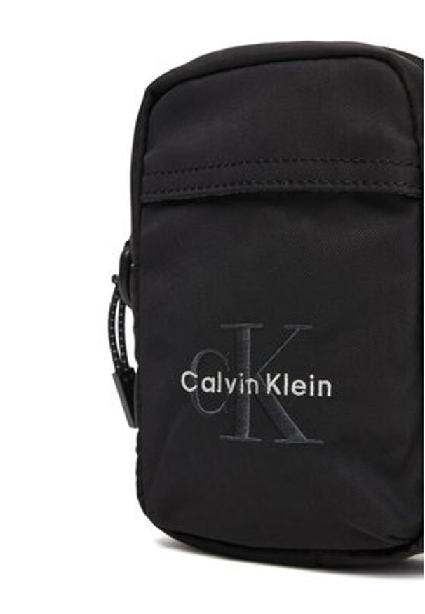 Calvin Klein Saszetka Bold Logo Nylon Slim Reporter LV04D3231G Czarny. Kolor: czarny. Materiał: materiał