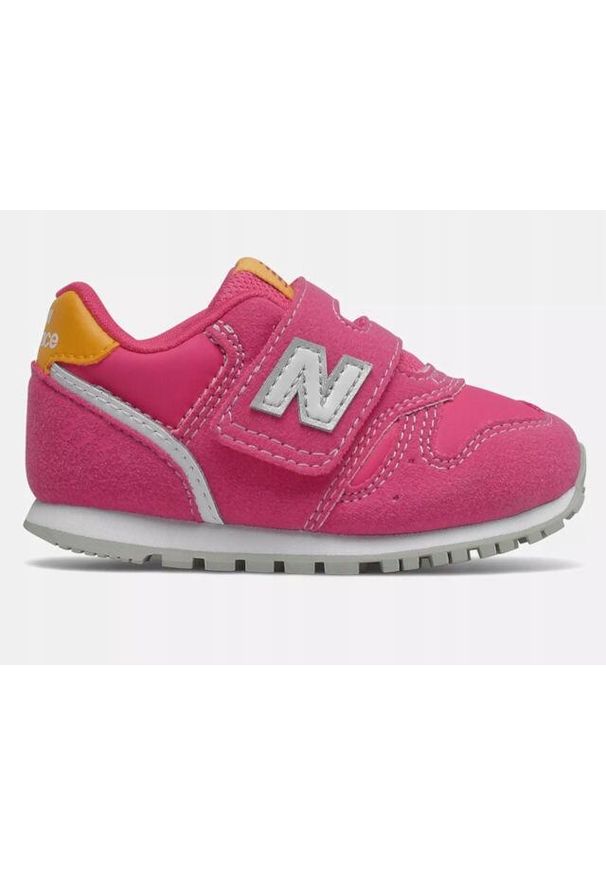New Balance - Buty na co dzień dziecięce NEW BALANCE 373 na rzepy. Okazja: na co dzień. Zapięcie: rzepy. Kolor: różowy. Materiał: materiał, syntetyk, tkanina. Szerokość cholewki: normalna. Model: New Balance 373. Sport: turystyka piesza