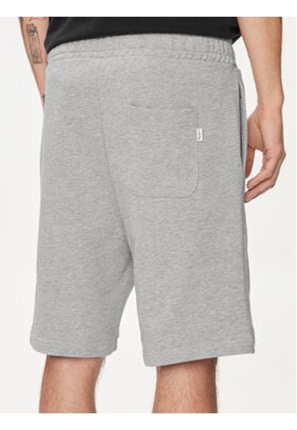 Pepe Jeans Szorty sportowe Joe PM211646 Szary Regular Fit. Kolor: szary. Materiał: bawełna. Styl: sportowy