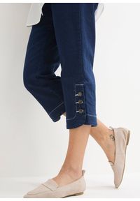 bonprix - Dżinsy rybaczki. Kolor: niebieski. Styl: elegancki #3