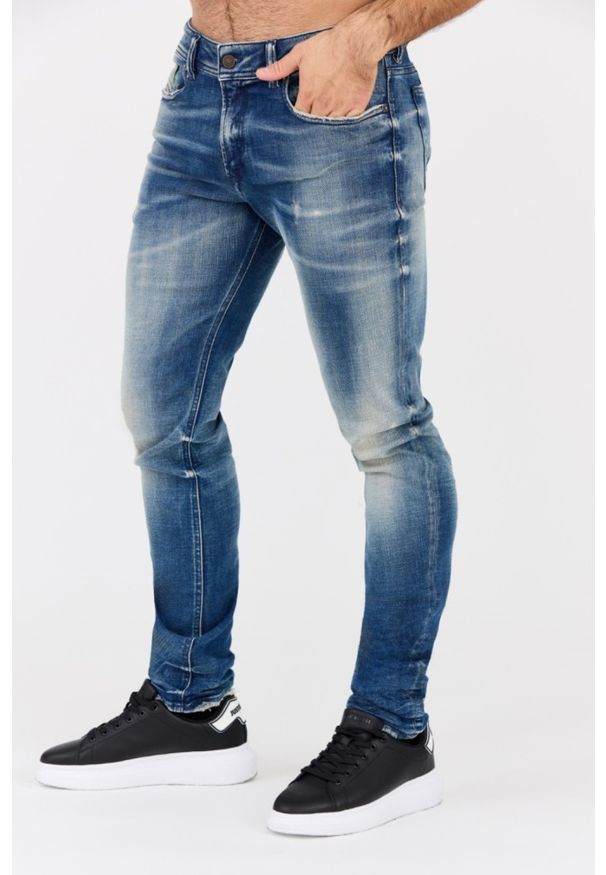 Diesel - DIESEL Niebieskie jeansy męskie 1979 SLEENKER. Okazja: na co dzień. Kolor: niebieski. Styl: casual