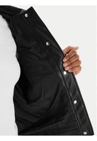 Karl Lagerfeld Jeans Kurtka z imitacji skóry B1W15027 Czarny Regular Fit. Kolor: czarny. Materiał: syntetyk #2