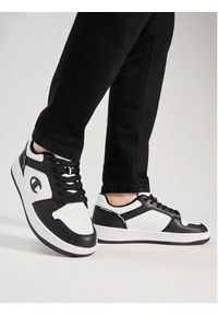 Champion Sneakersy Rebound 2.0 Low Low Cut Shoe S21906-CHA-WW019 Biały. Kolor: biały #6