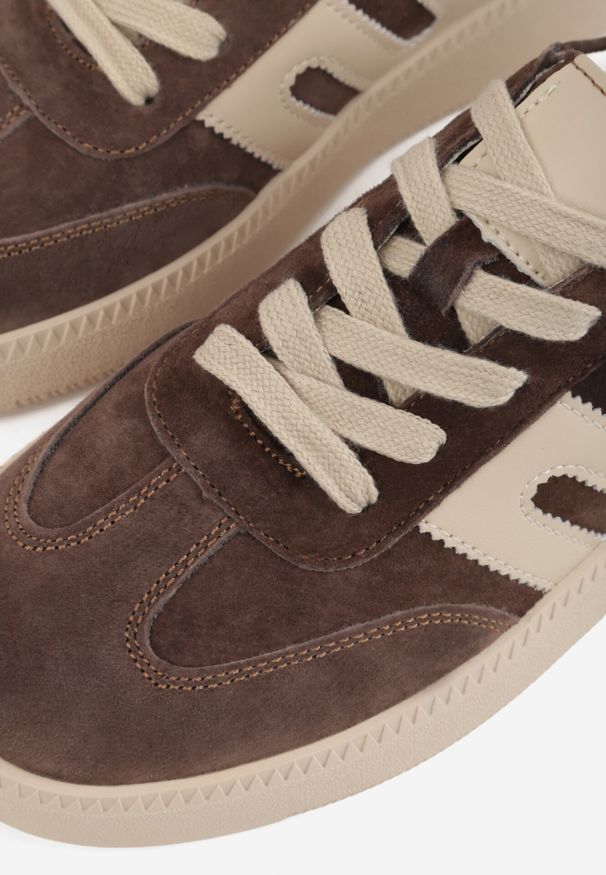 Born2be - Brązowe Skórzane Sneakersy na Kauczukowej Podeszwie z Geometrycznym Motywem Shytyse. Kolor: brązowy. Materiał: kauczuk, skóra. Wzór: geometria