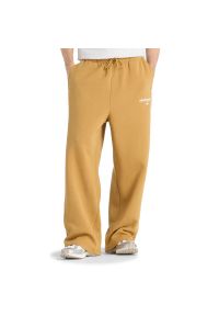 Spodnie męskie New Balance MB61M77EABG - pomarańczowe. Kolor: pomarańczowy. Materiał: poliester, bawełna, materiał, dresówka #1