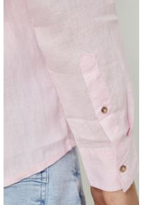 medicine - Medicine koszula lniana męska kolor różowy regular z kołnierzykiem klasycznym. Typ kołnierza: kołnierzyk klasyczny. Kolor: różowy. Materiał: len. Wzór: gładki. Styl: klasyczny #4