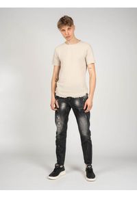 Xagon Man T-Shirt | P22082 V5 8300 | Mężczyzna | Beżowy. Okazja: na co dzień. Kolor: beżowy. Materiał: bawełna, elastan. Długość: długie. Styl: casual