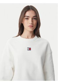Tommy Jeans Bluza DW0DW17325 Biały Boxy Fit. Kolor: biały. Materiał: bawełna #5