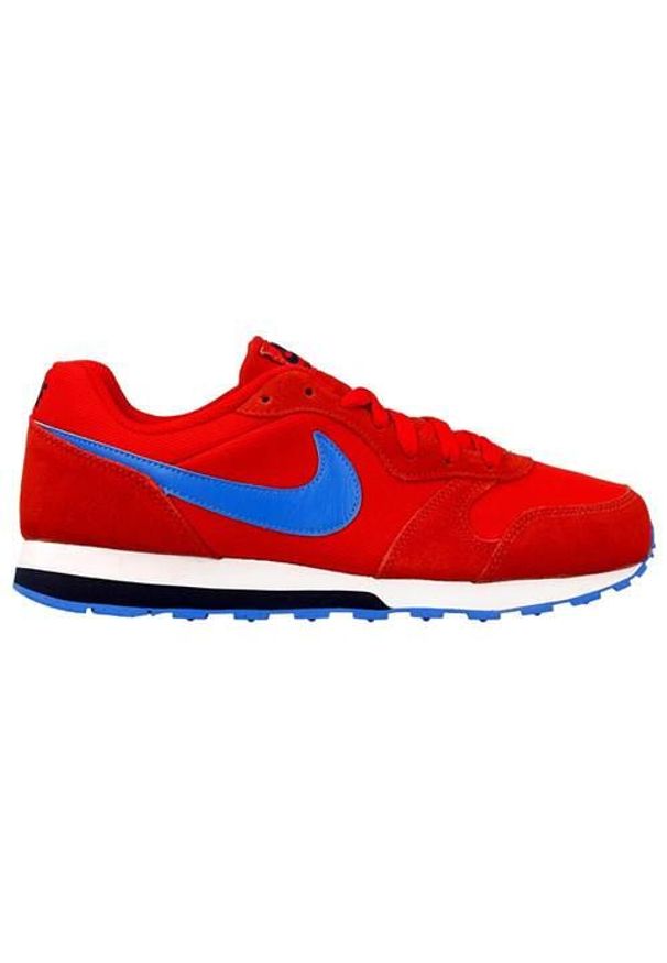 Buty do chodzenia dla dzieci Nike MD Runner 2 GS. Zapięcie: sznurówki. Kolor: czerwony. Materiał: materiał, syntetyk, tkanina. Szerokość cholewki: normalna. Model: Nike MD Runner. Sport: turystyka piesza