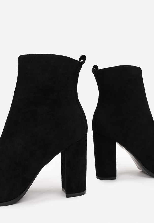 Renee - Czarne Botki Aeriel. Wysokość cholewki: za kostkę. Nosek buta: szpiczasty. Zapięcie: zamek. Kolor: czarny. Materiał: jeans. Szerokość cholewki: normalna. Obcas: na platformie. Styl: klasyczny, elegancki