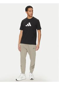 Adidas - adidas Spodnie dresowe Future Icons 3-Stripes JD4862 Beżowy Regular Fit. Kolor: beżowy. Materiał: syntetyk, bawełna #4