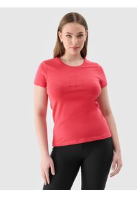 4f - T-shirt slim z nadrukiem damski - czerwony. Okazja: na co dzień. Kolor: czerwony. Materiał: dzianina, materiał, elastan, jersey, bawełna. Długość rękawa: krótki rękaw. Długość: krótkie. Wzór: nadruk. Styl: casual, sportowy