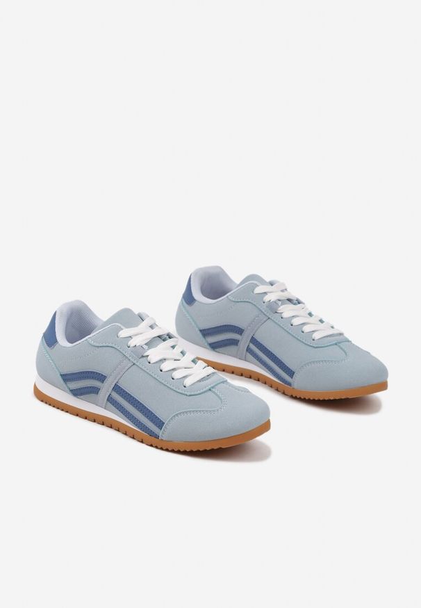 Born2be - Niebieskie Sneakersy z Przeszyciami i Ozdobnymi Paskami na Boku Beniffa. Okazja: na co dzień. Zapięcie: pasek. Kolor: niebieski. Wzór: paski. Obcas: na obcasie. Wysokość obcasa: niski