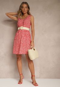 Renee - Czerwona Rozkloszowana Sukienka na Szerokich Ramiączkach w Kwiatowy Wzór Folivena. Okazja: na co dzień. Kolor: czerwony. Długość rękawa: na ramiączkach. Wzór: kwiaty. Typ sukienki: proste, oversize. Styl: casual #2