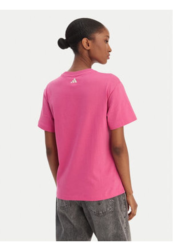 Adidas - adidas T-Shirt Farm Rio Graphic KD4640 Różowy Regular Fit. Kolor: różowy. Materiał: bawełna