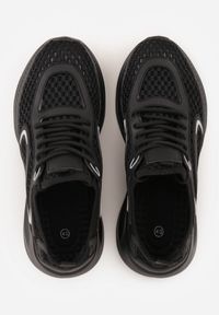 Born2be - Czarne Siateczkowe Buty Sportowe Sneakersy z Geometrycznymi Wstawkami Launret. Okazja: na co dzień, do pracy. Kolor: czarny. Materiał: jeans. Wzór: geometria. Sport: fitness #2