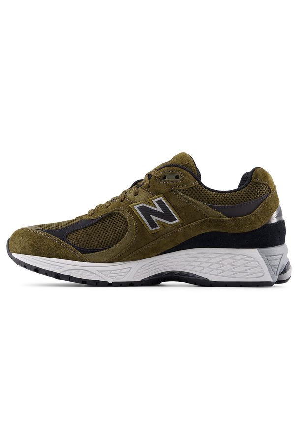 Buty unisex New Balance U2002RR – zielone. Okazja: na co dzień. Kolor: zielony. Materiał: zamsz, materiał, guma. Szerokość cholewki: normalna. Obcas: na płaskiej podeszwie. Sport: turystyka piesza