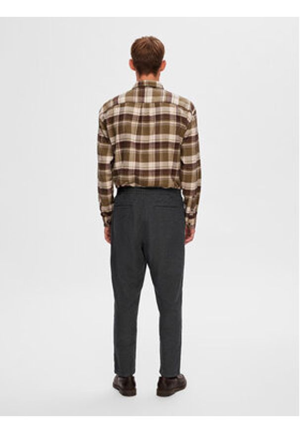 Selected Homme Spodnie materiałowe 16090956 Szary Slim Tapered Fit. Kolor: szary. Materiał: bawełna