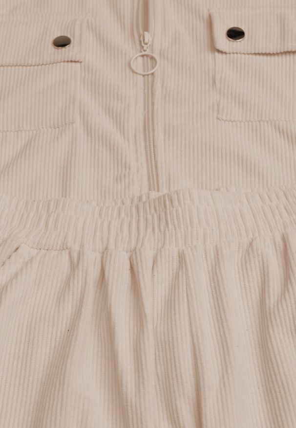 Born2be - Jasnobeżowy Komplet Dresowy z Prążkowanego Materiału Bluza z Kołnierzykiem i Spodnie z Gumką w Pasie Kerulla. Kolor: beżowy. Materiał: prążkowany, materiał, dresówka